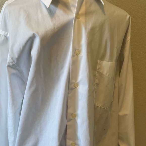 VAN HEUSEN DRESS WHITE, LONG SLEEVE SHIRT SIZE 161/2 34/35. BUTTON DOWN.EX.COND - Picture 4 of 14